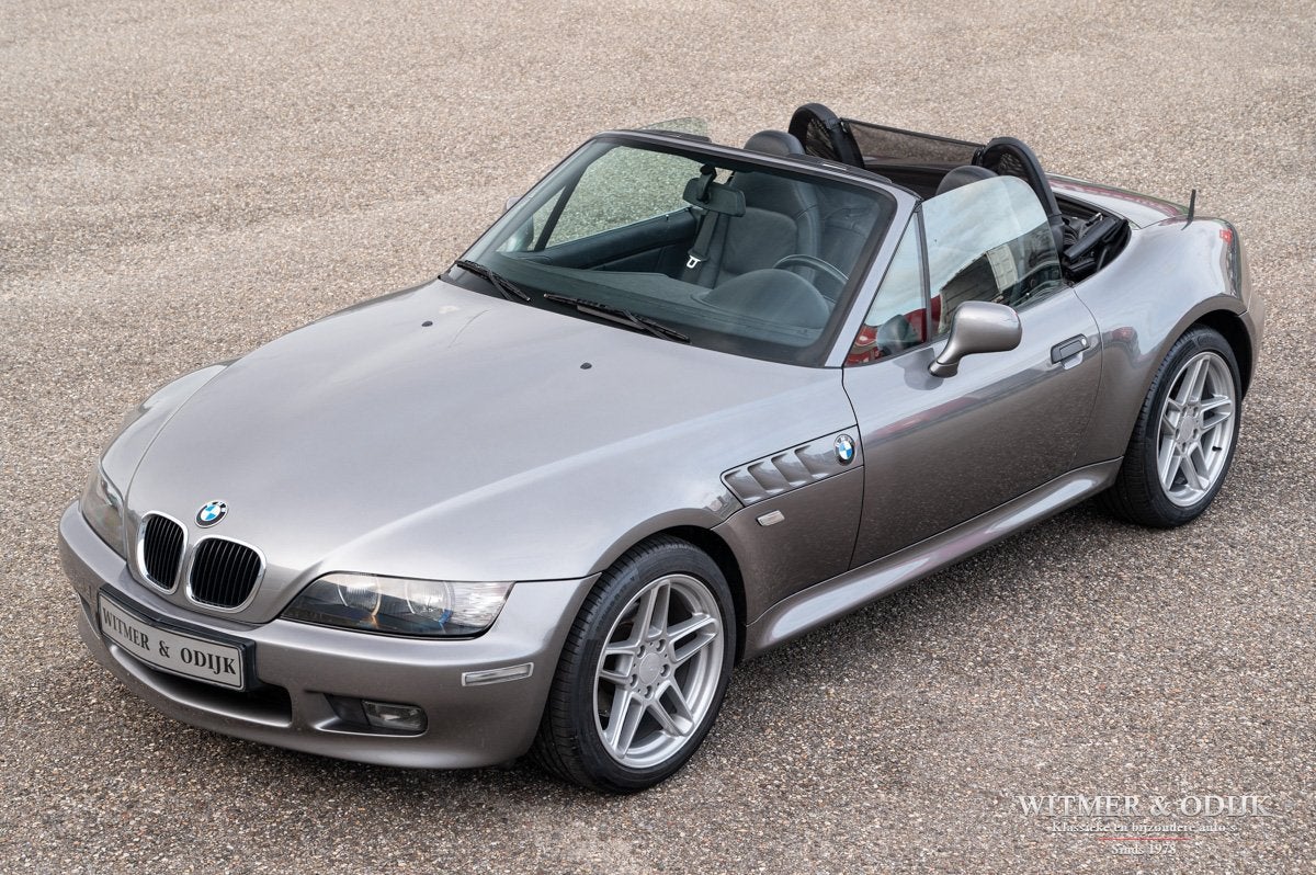 BMW Z3 Roadster 1.9i 73.000km NL-auto (bj 2002), Dealer onderhouden, Gebruikt, Zwart, Cabriolet