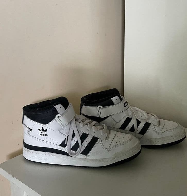 Adidas Forum Mid sneakers wit/zwart - Maat 43,5, Kleding | Heren, Ophalen of Verzenden, Gedragen, Wit, Sneakers of Gympen