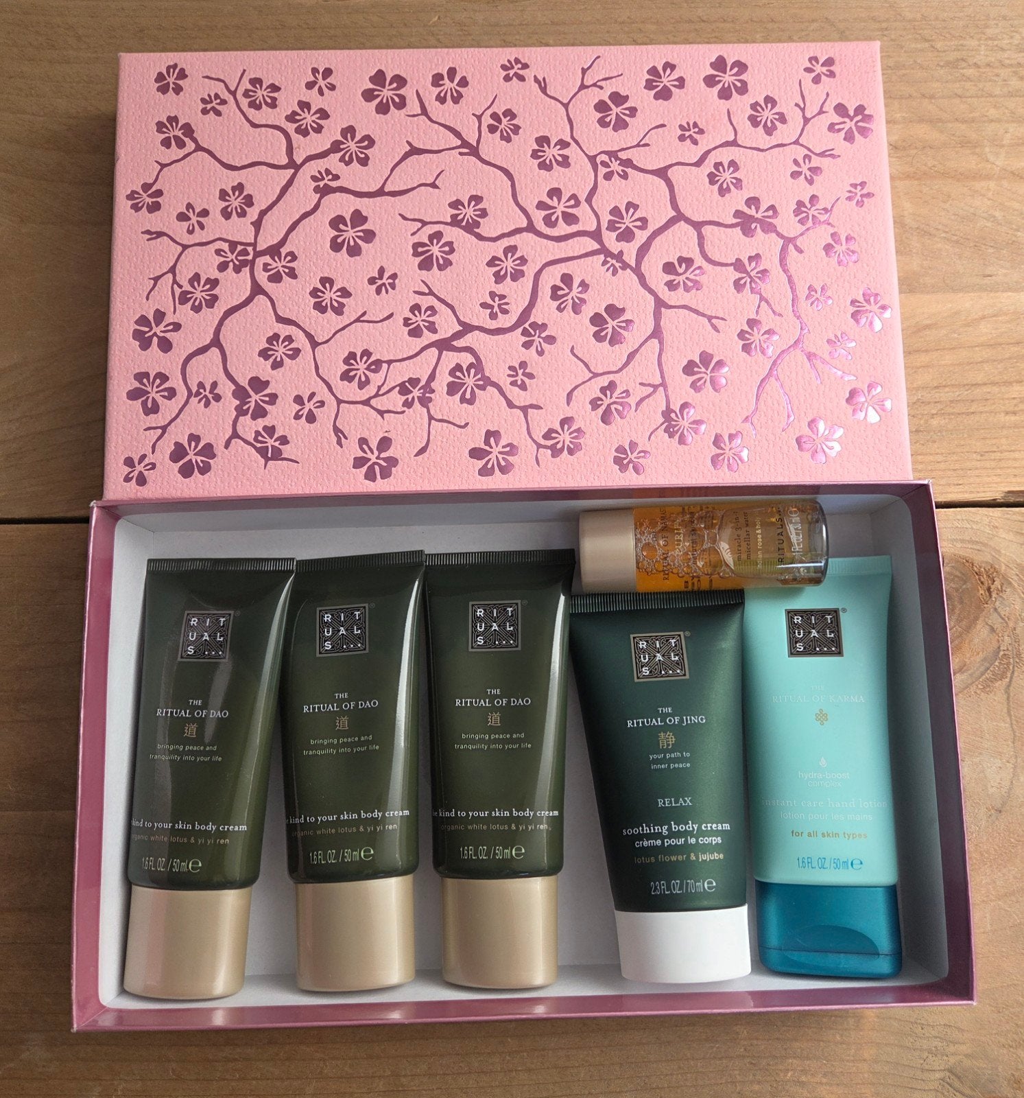 Rituals Body cream, Hand lotion & Micellar 6 producten., Ophalen of Verzenden, Zo goed als nieuw, Bodylotion, Crème of Olie