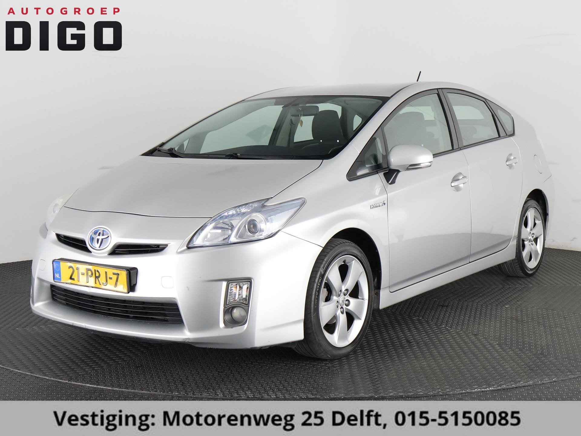 Toyota Prius 1.8 HYBRIDE AUTOMAAT ASPIRATION 100% DEALERAUTO, Auto's, Gebruikt, 4 cilinders, Bedrijf, Parkeersensor