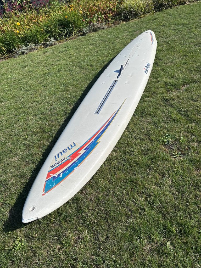 Mistral Maui Windsurfboard - Klassieke oldschool alleskunner, Watersport en Boten, Windsurfen, Ophalen, Mistral, Gebruikt, Met zwaard