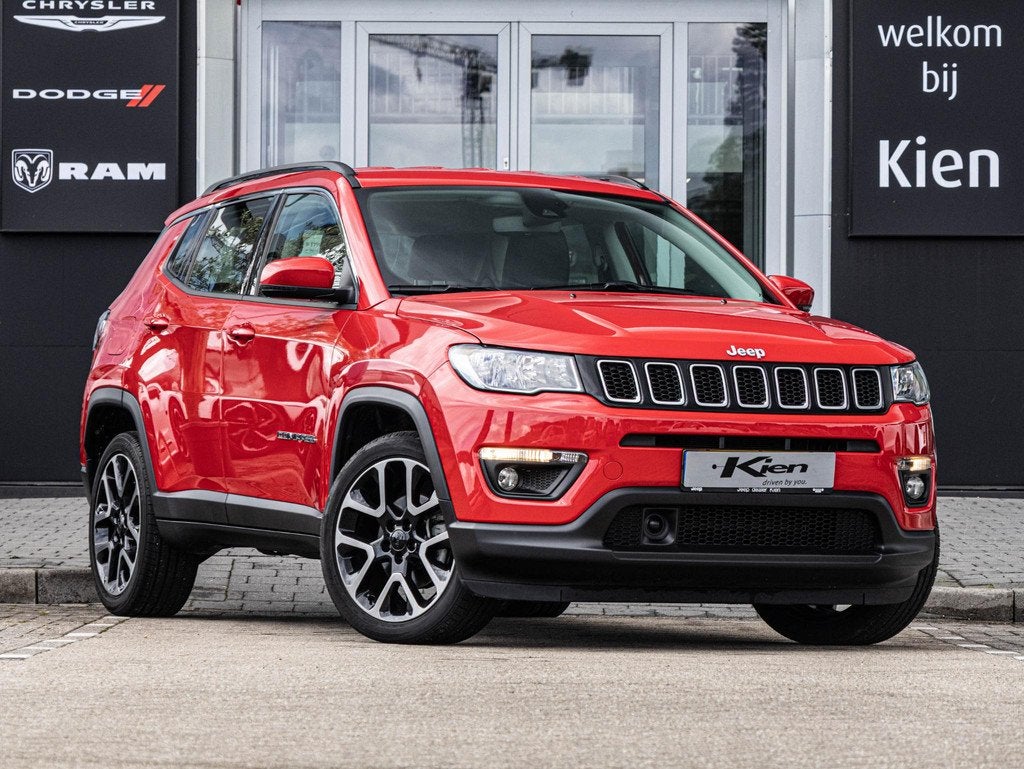Jeep Compass 1.3T Sport | Automaat | Trekhaak | 19" | Navi |