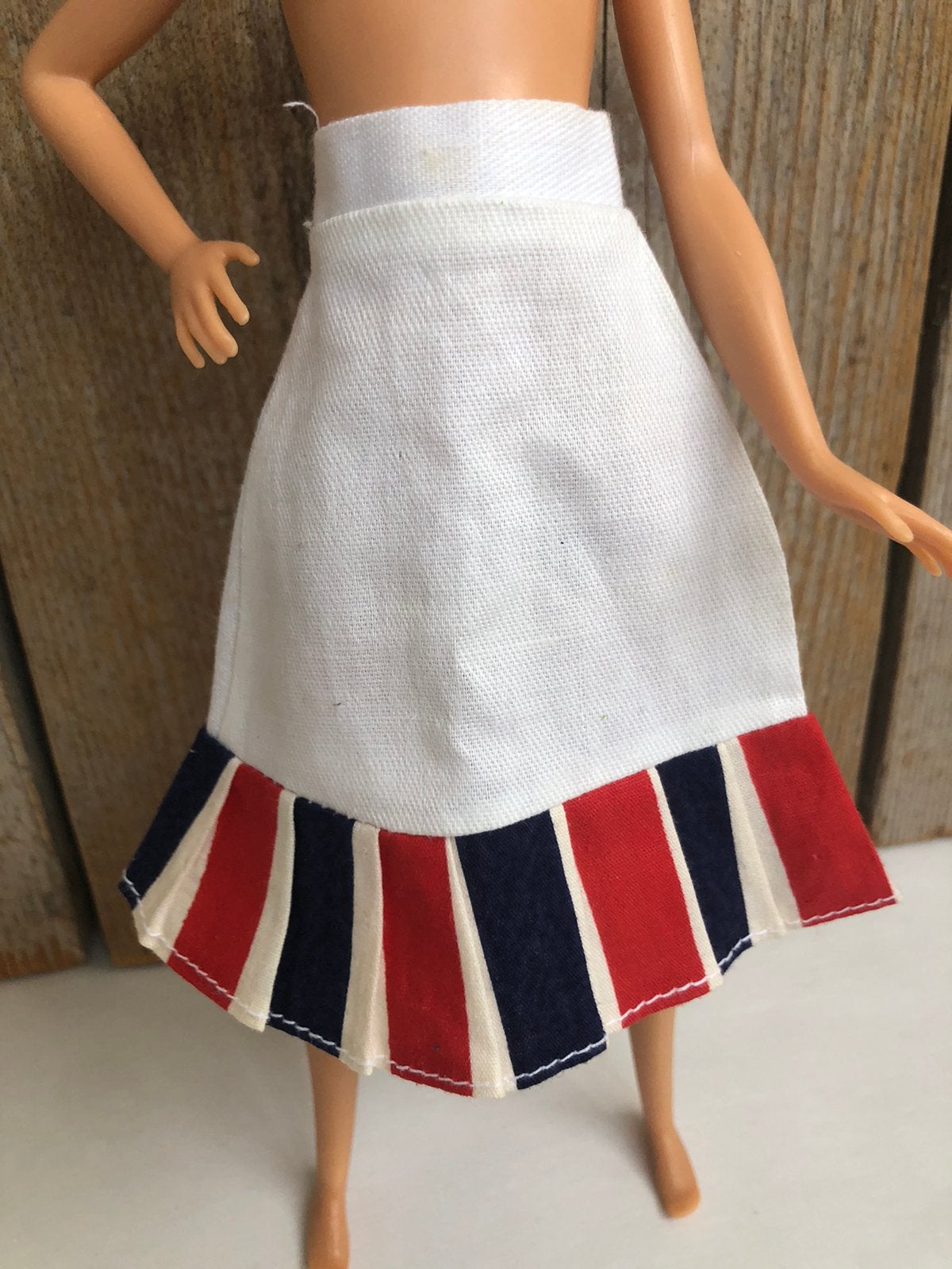 Rood wit blauw vintage Sindy rok, Ophalen of Verzenden, Zo goed als nieuw, Kleertjes