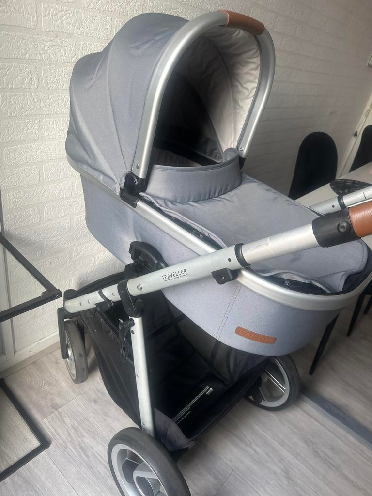 Mutsy Traveller, Kinderen en Baby's, Kinderwagens en Combinaties, Ophalen, Gebruikt, Met autostoeltje, Combiwagen