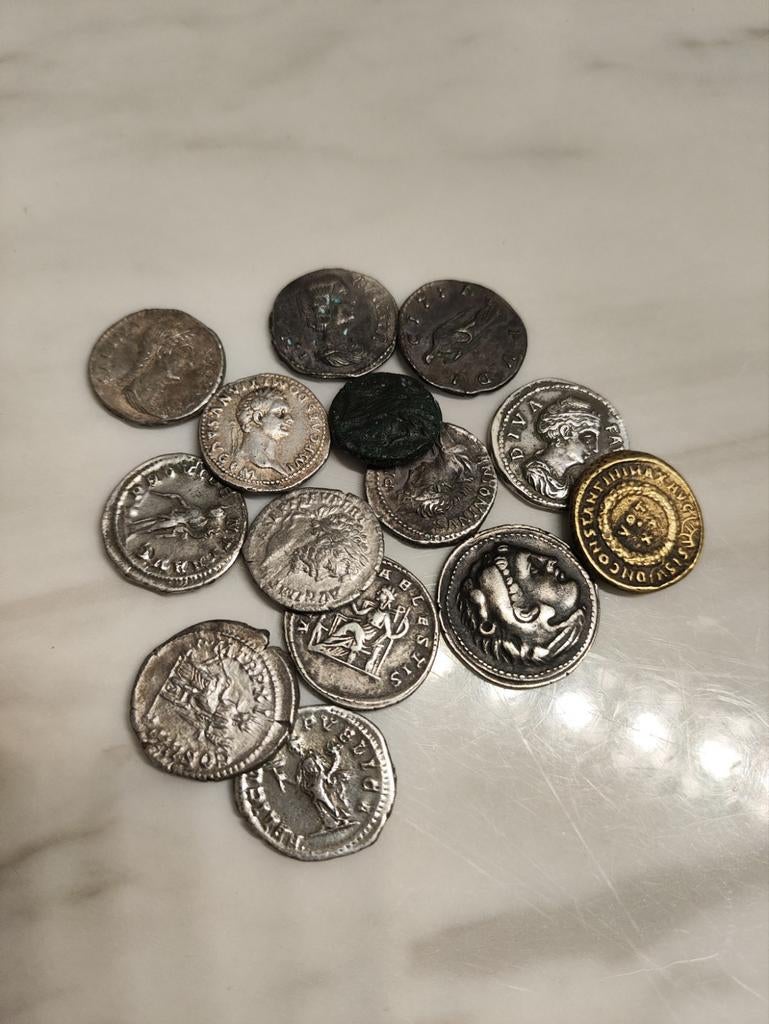 Zilveren Romeinse Denarius antieke Munten - 14 stuks, Postzegels en Munten, Munten | Nederland, Vóór koninkrijk, Zilver, Losse munt