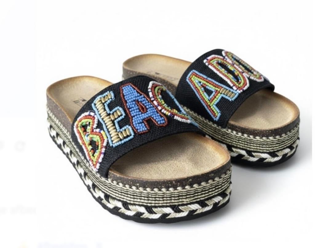 Boho Beach Slippers - Zomerse Vrolijkheid!, Ophalen of Verzenden, Nieuw, Slippers