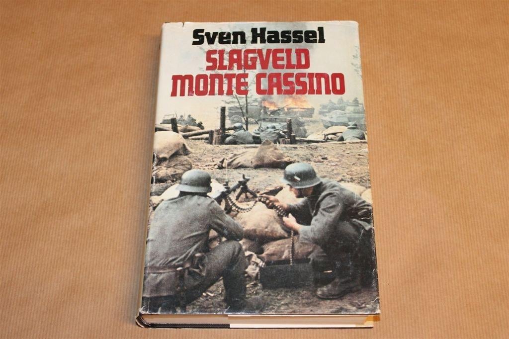 Slagveld Monte Cassino - Sven Hassel, Boeken, Oorlog en Militair, Zo goed als nieuw, Overige onderwerpen, Tweede Wereldoorlog