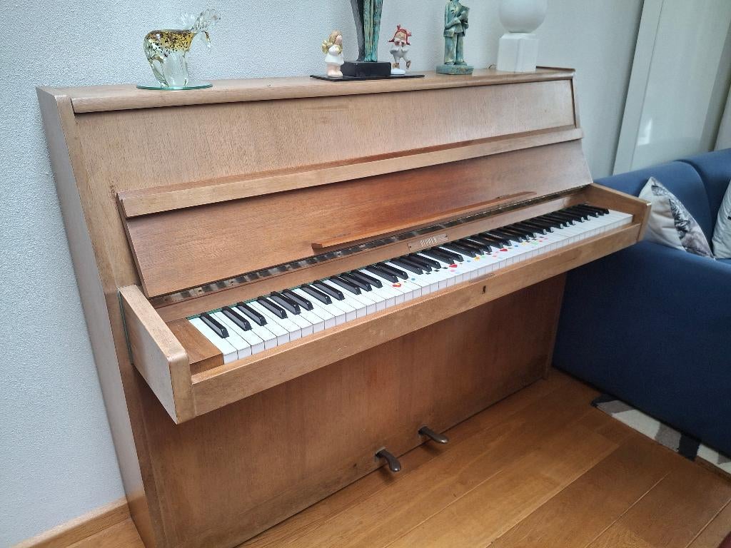 Piano te koop, Ophalen of Verzenden, Gebruikt, Bruin, Piano