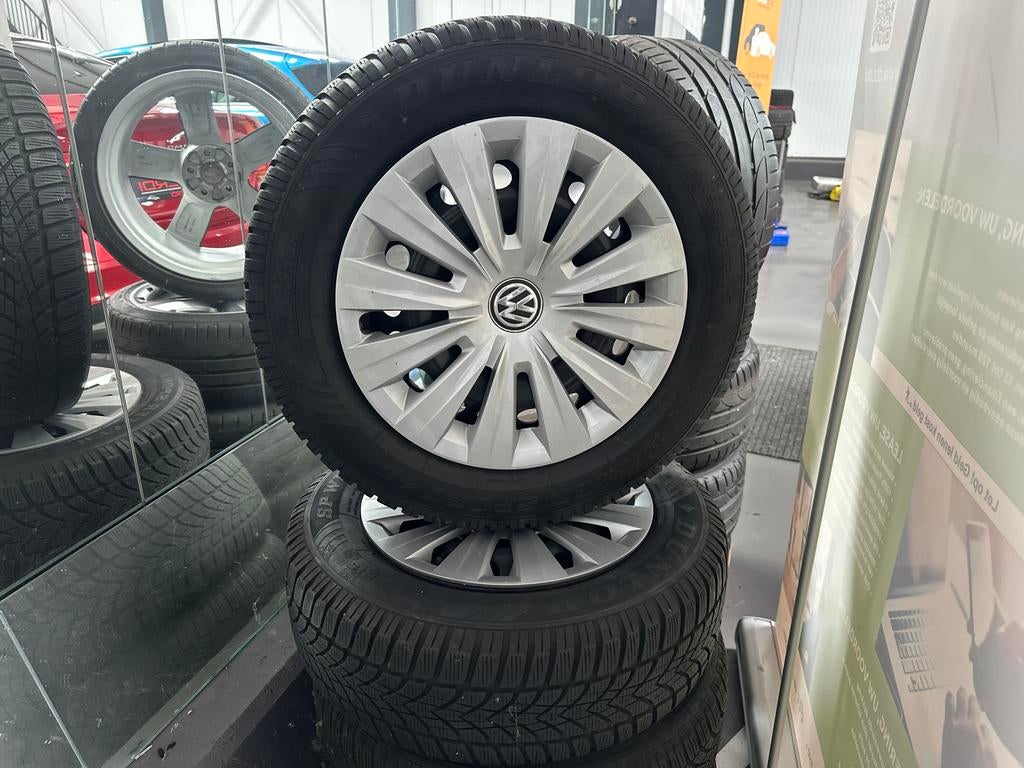 Winterbanden met velgen 195/65/15 Dunlop - Nieuwstaat, Auto-onderdelen, Banden en Velgen, Ophalen of Verzenden