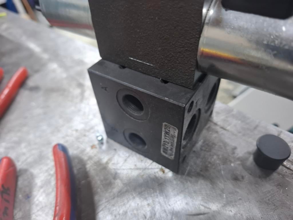 Kramp 48RV 02-C2-024C Hydraulische Klep, Ophalen of Verzenden
