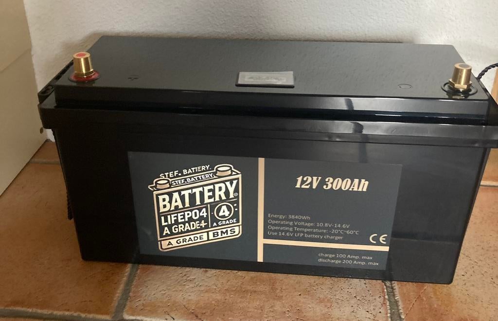 Krachtige LiFePO4 lithium accu’s 12V 300Ah met ingeb Bluetoo, Ophalen, Nieuw