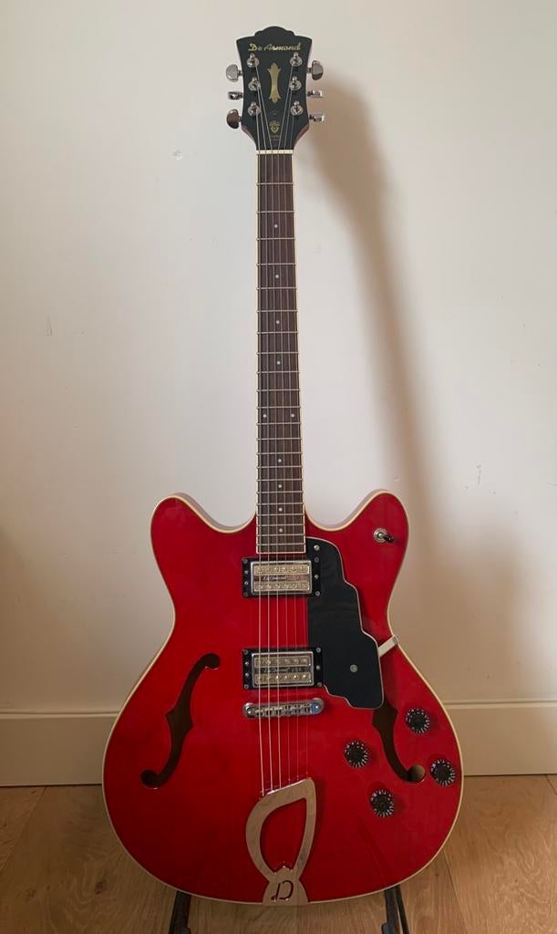 DeArmond Starfire (by Guild) Crimson Red (1999) + upgrades !, Muziek en Instrumenten, Ophalen, Zo goed als nieuw, Semi-solid body