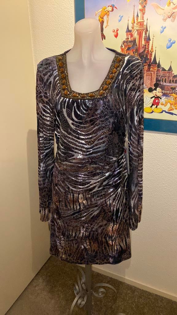 Nieuw super mooie jurk maat M merk Dutch Diva, Kleding | Dames, Ophalen of Verzenden, Nieuw, Maat 38/40 (M), Overige kleuren