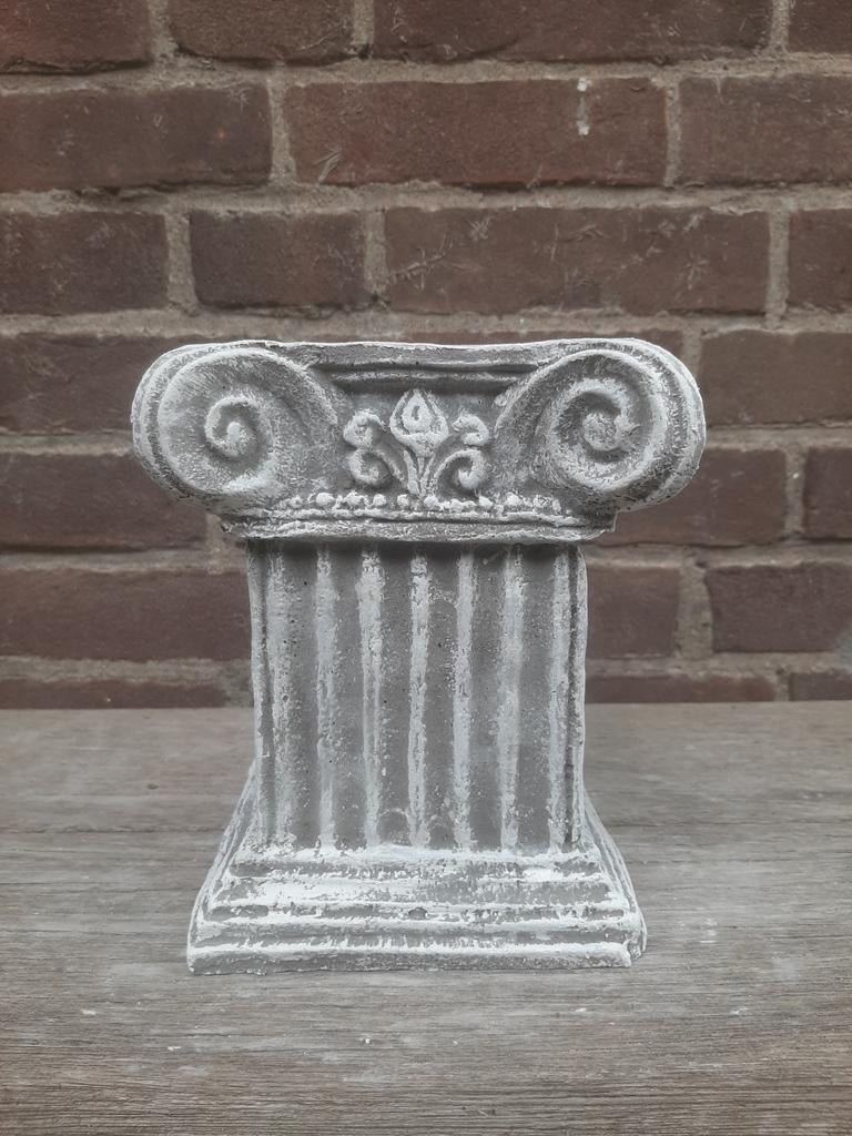 Betonnen zuil pilaar kolom sokkel tuinbeeld beton, Ophalen of Verzenden