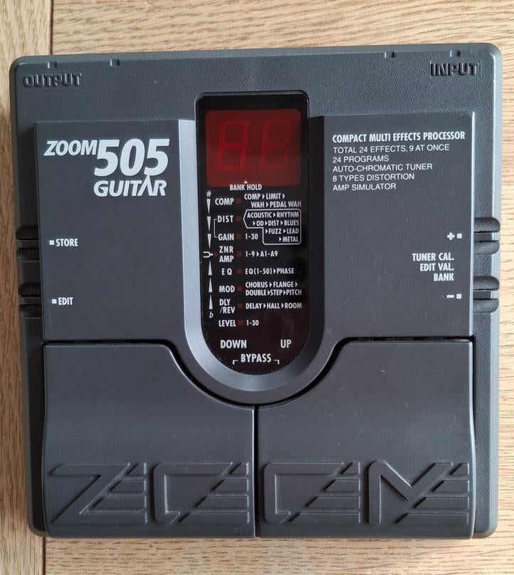 Classic ZOOM 505 gitaar Multi effect, Muziek en Instrumenten, Effecten, Ophalen of Verzenden, Zo goed als nieuw, Multi-effect