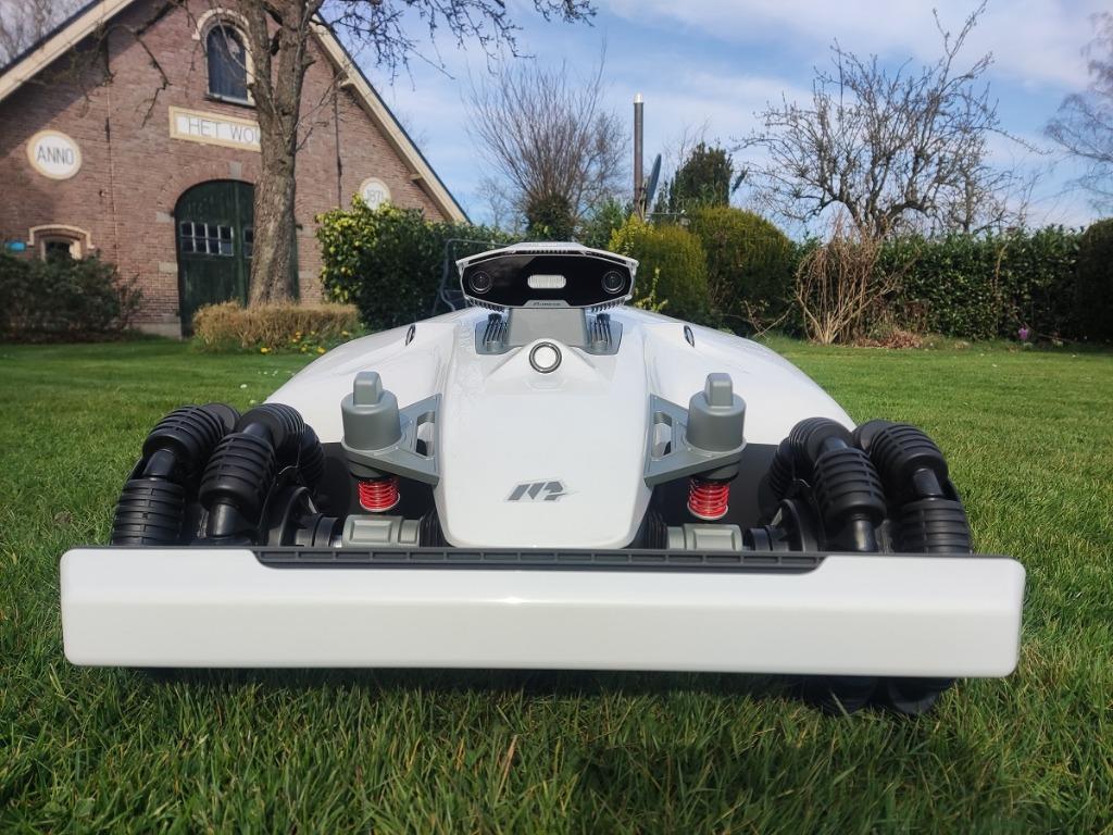 Nieuwe LUBA robotmaaiers (volledige werking op GPS, etc.), Bestuurbaar via app, Nieuw, Ophalen of Verzenden, Mammotion