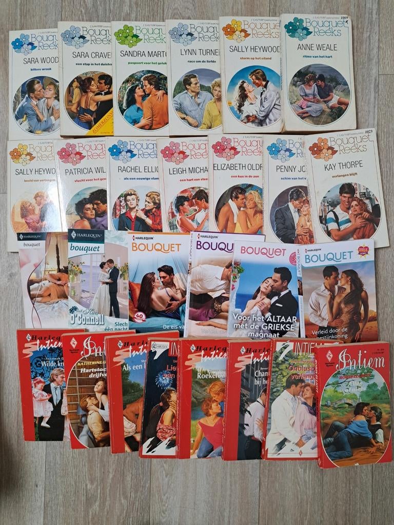 Diverse Harlequin romans, 40 stuks, Boeken, Romans, Ophalen of Verzenden, Gelezen