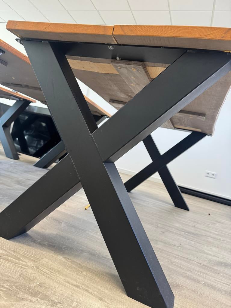 4 Tafels met breuk - Restauratieproject of gebruikstaf, Huis en Inrichting, Tafels | Eettafels, Gebruikt, Metaal, Rechthoekig