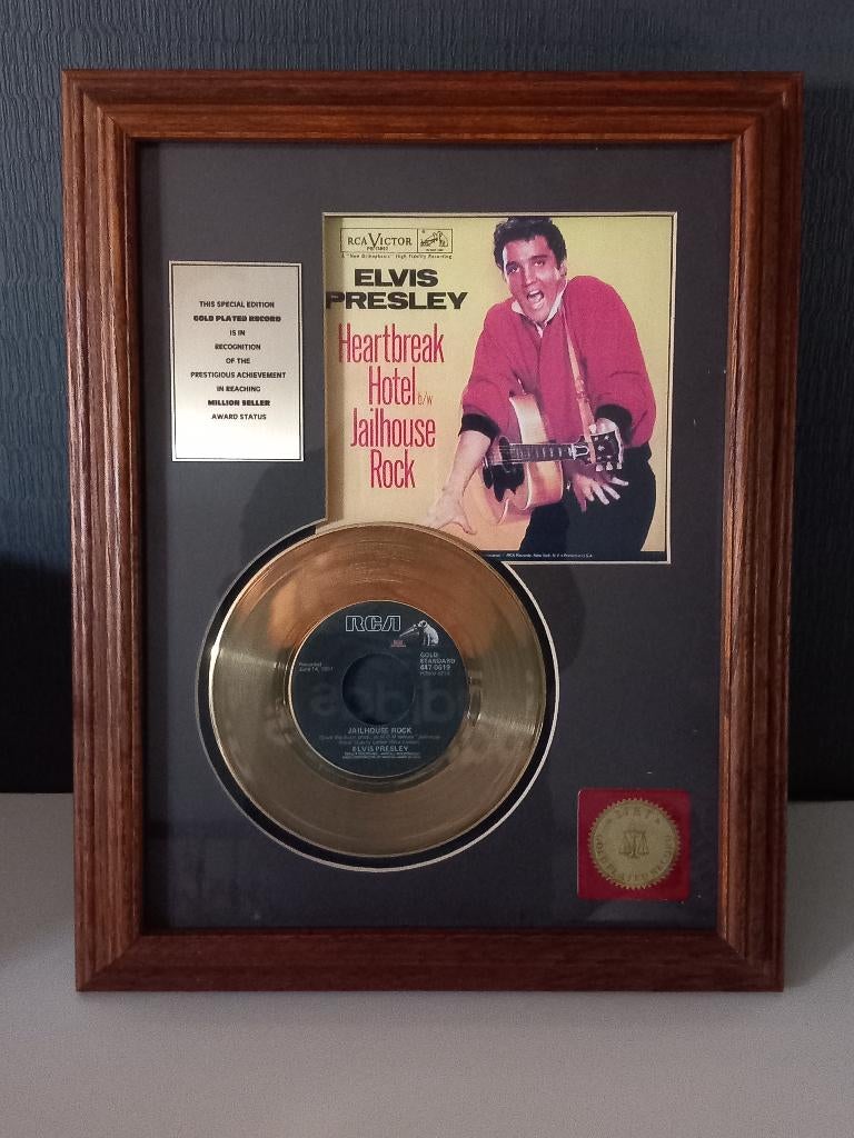 Gouden plaat van Elvis Presley Heartbreak Hotel  Single., Ophalen, Zo goed als nieuw, Cd of Plaat