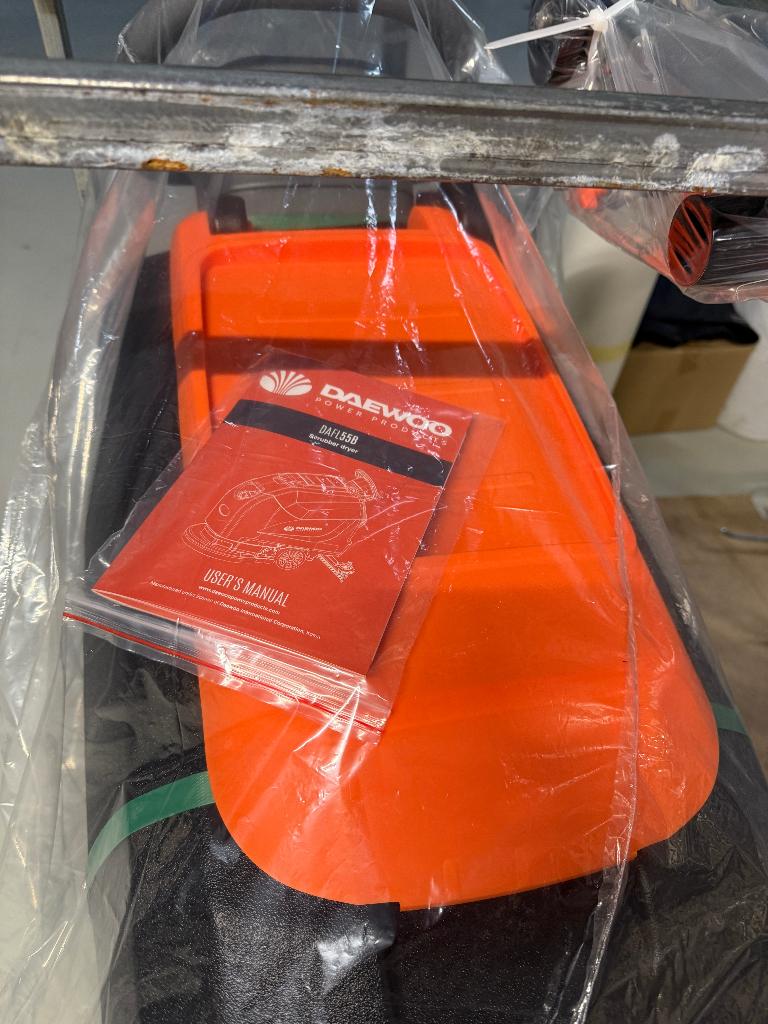 Schrob-/Zuigmachine Daewoo DAFL55B NIEUW!!, Ophalen