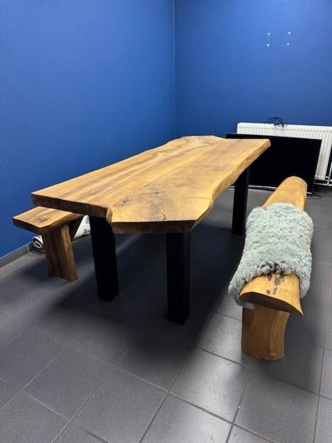 Eettafel robuust houten blad, stalen frame inclusief bankjes, Huis en Inrichting, 75 cm of meer, 200 cm of meer, Ophalen of Verzenden