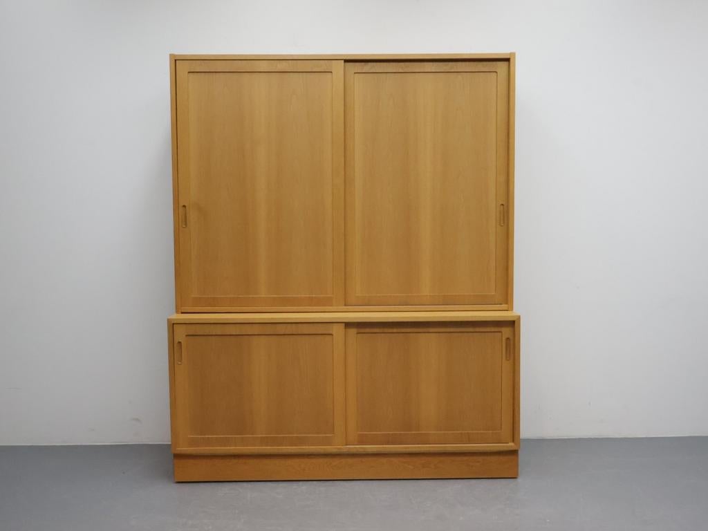 Poul Hundevad | Vintage wandkast | Blond Eiken | Jaren 70, Ophalen, Hundevad, Gebruikt, Met deur(en)