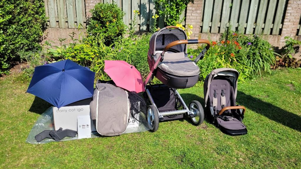 Zeer complete Mutsy Igo Pure kinderwagen - kleur sand, Kinderen en Baby's, Kinderwagens en Combinaties, Zo goed als nieuw, Combiwagen