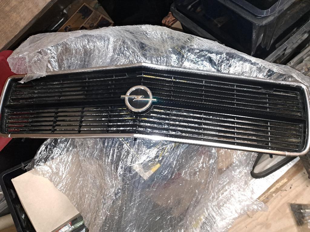Radiator Grill Rekord D nieuw, Ophalen of Verzenden, Nieuw, Opel