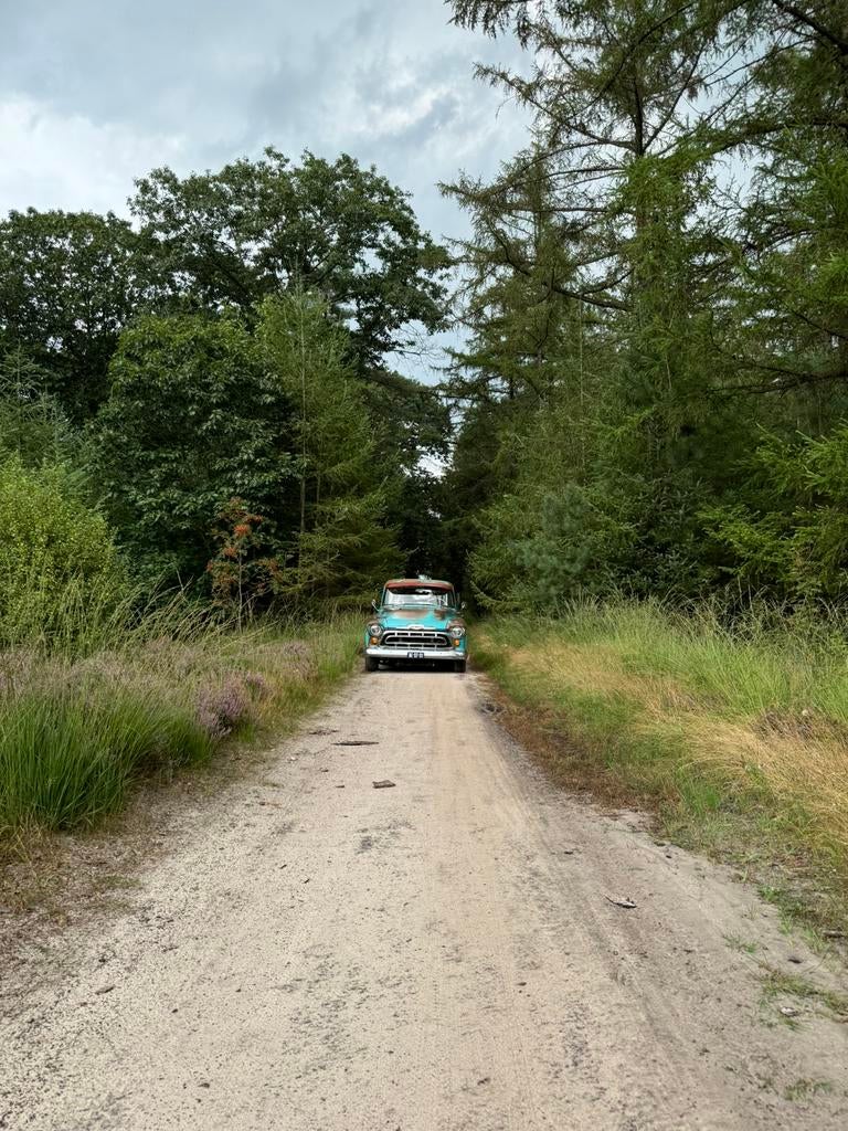 Foto 22 van Chevrolet Apache trouwauto huren . Pick up Oltimer te huur