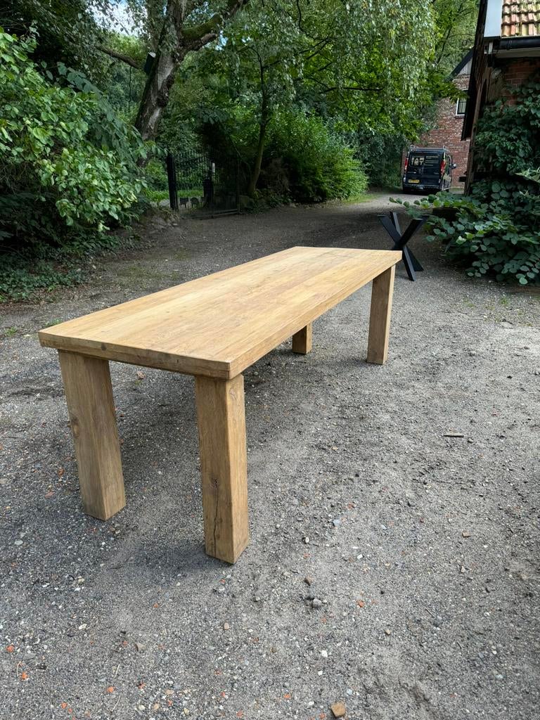 Massief eiken tafel handgemaakt 237x80, Huis en Inrichting, Tafels | Eettafels, Zo goed als nieuw, Vijf personen of meer, Rechthoekig