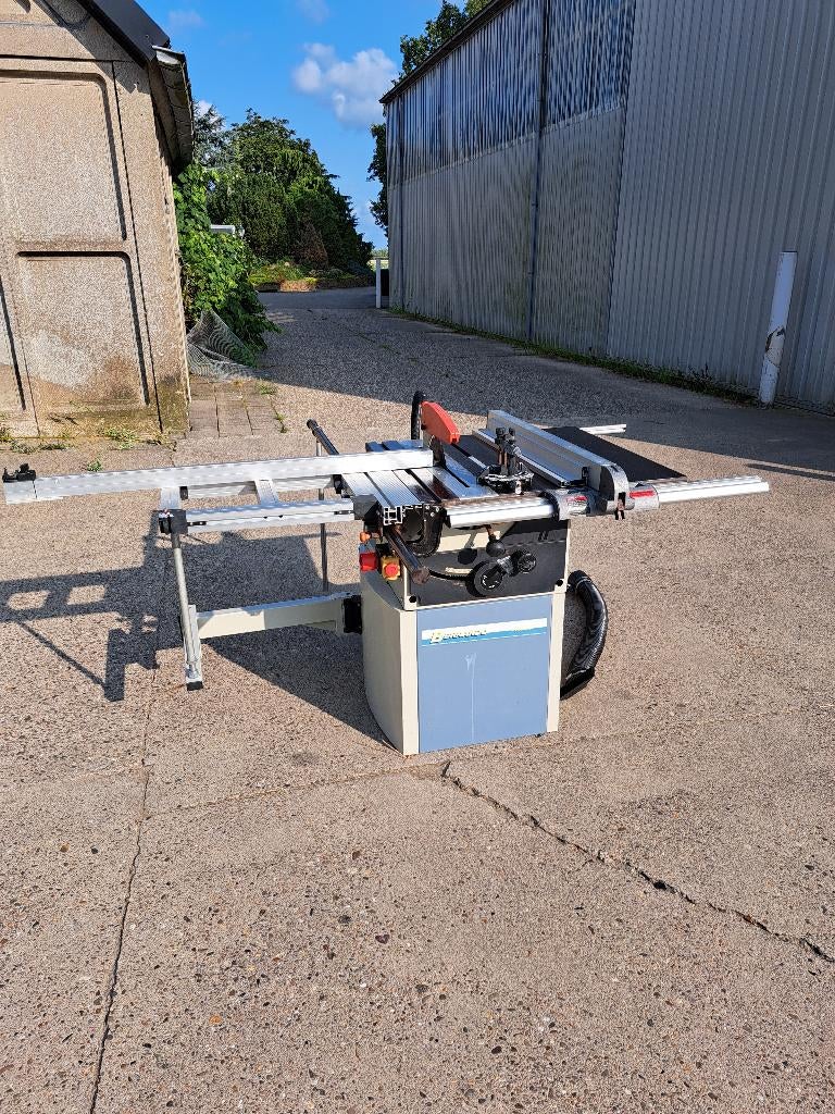 Bernardo Tafelcirkelzaagmachine TS250F, Gebruikt, Cirkelzaag, 70 mm of meer, 1200 watt of meer