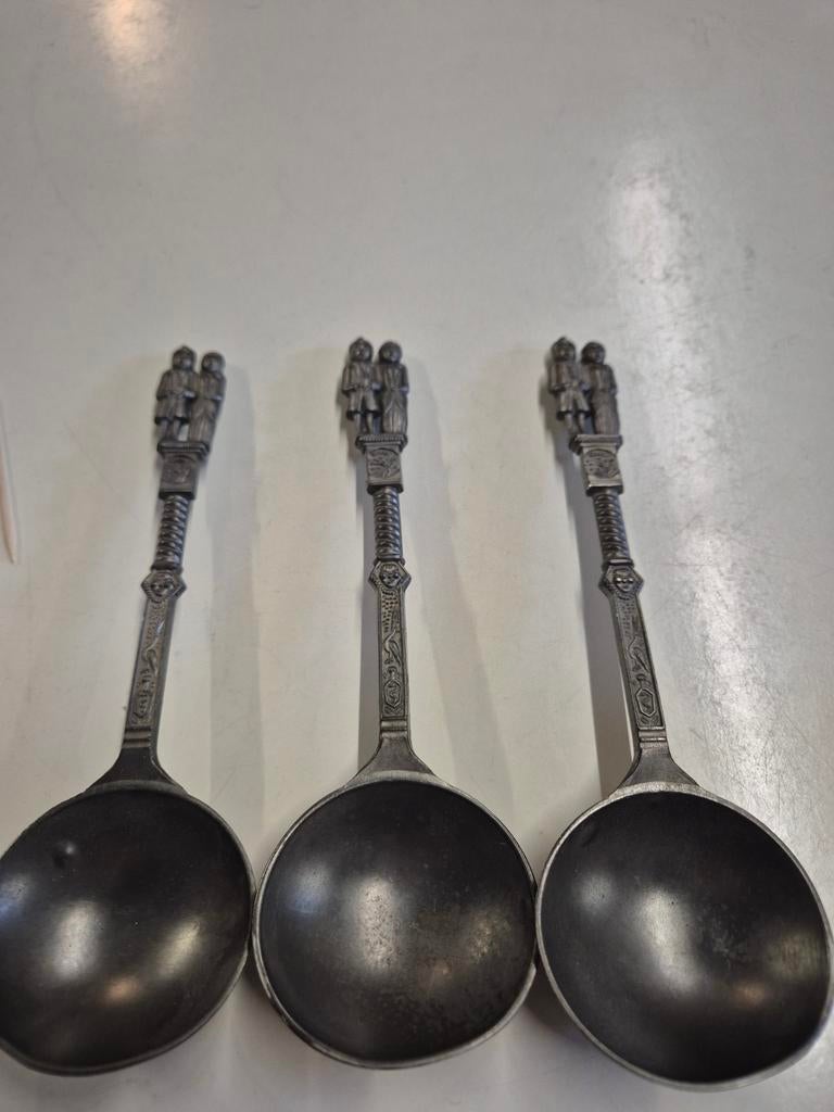 Set van 3 tinnen gelegenheidslepels – Frieling Zinn – Oud-Ho, Antiek en Kunst, Antiek | Tin, Ophalen of Verzenden