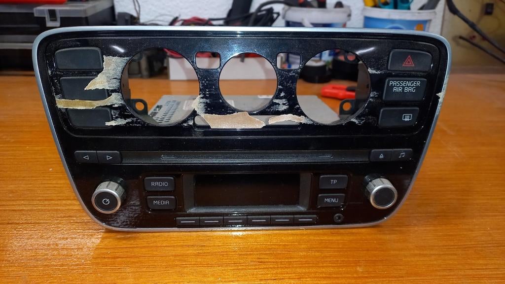 Vw up radio goede en werkende staat., Auto diversen, Autoradio's, Ophalen of Verzenden
