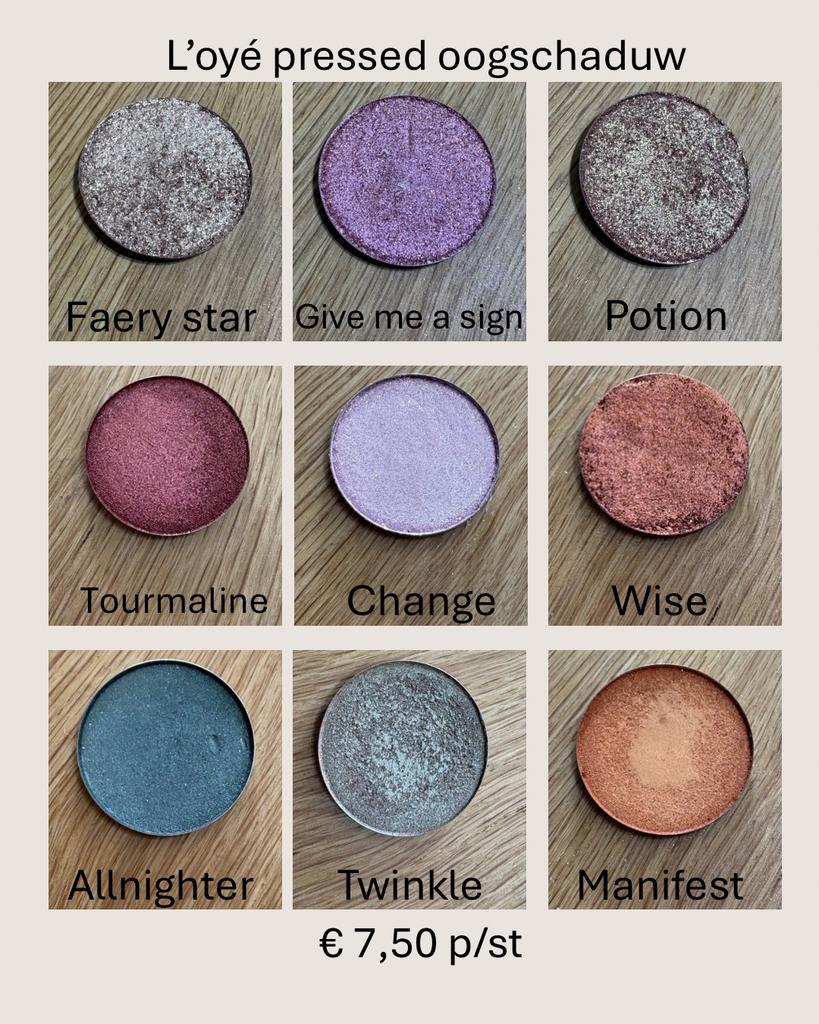 L’oyé make-up te koop: lipsticks, oogschaduw, lipgloss, enz, Overige kleuren, Gehele gezicht, Ophalen of Verzenden, Zo goed als nieuw