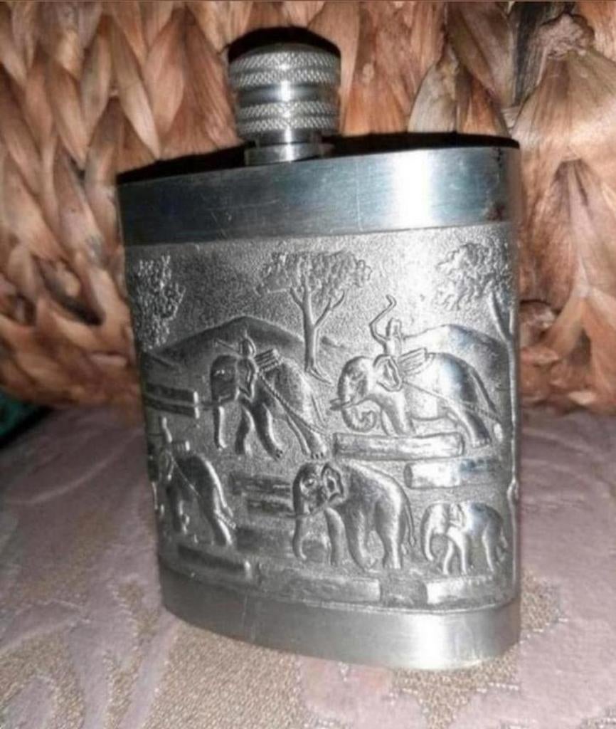 Vintage tinnen drankflesje., Antiek en Kunst, Ophalen of Verzenden