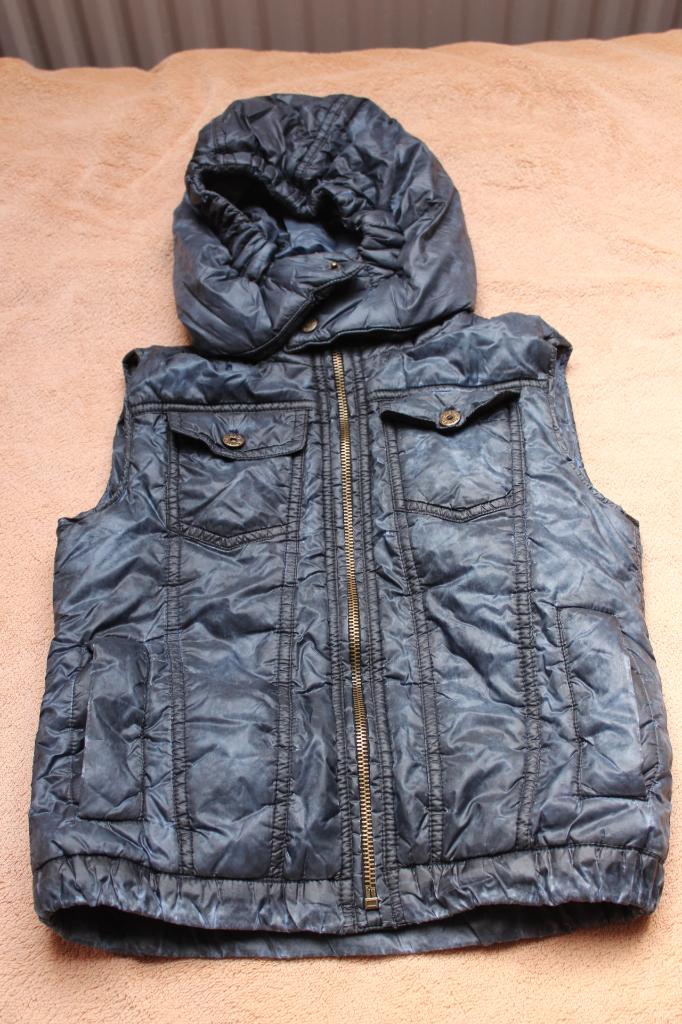 D&G Dolce & Gabbana Junior bodywarmer met capuchonmaat, D&G Dolce & Gabbana, Verzenden, Zo goed als nieuw, Jongen