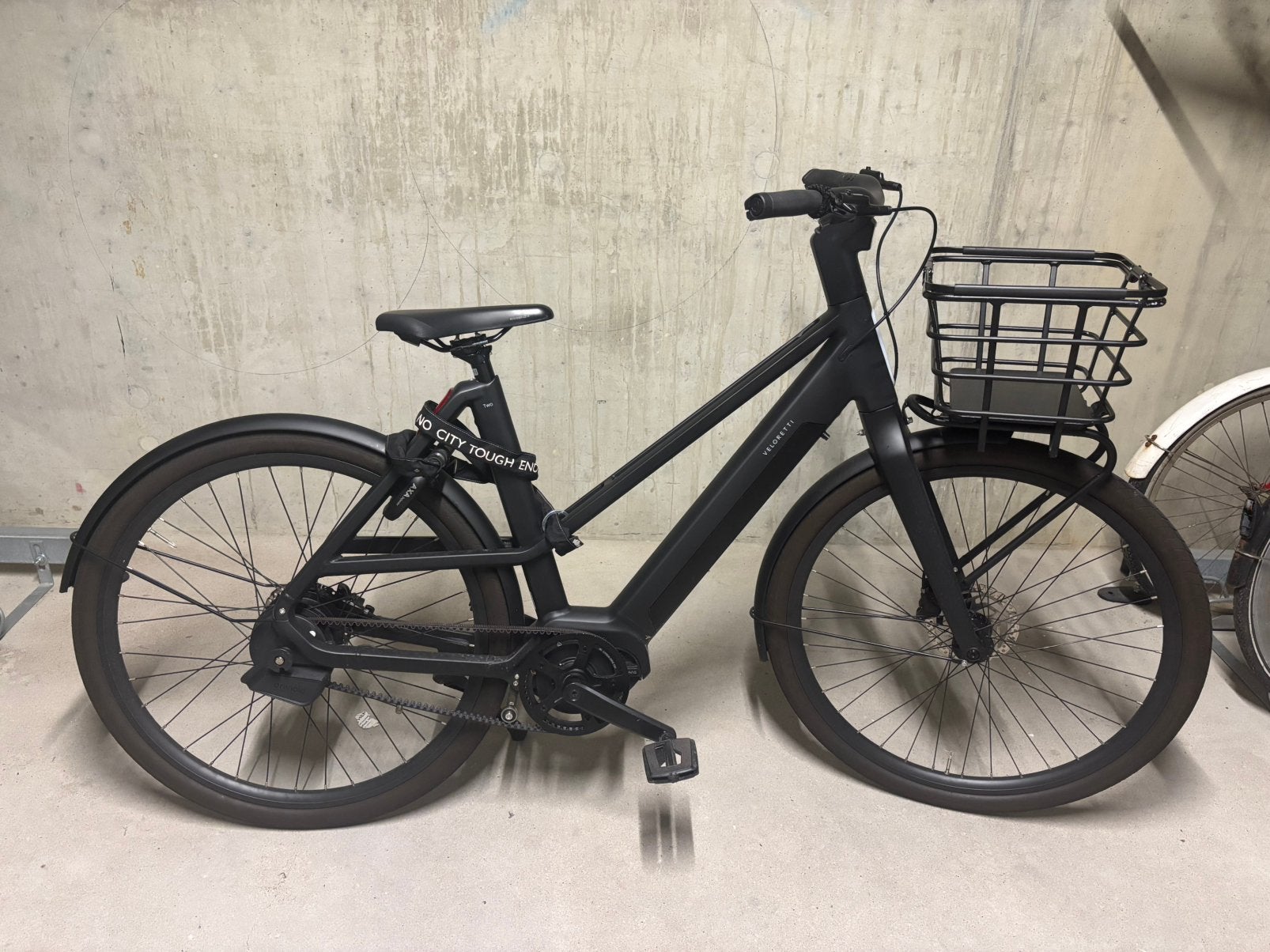 Veloretti Ivy Two Pro - Matte Black, 53 tot 56 cm, Zo goed als nieuw, Schijfrem, Ophalen