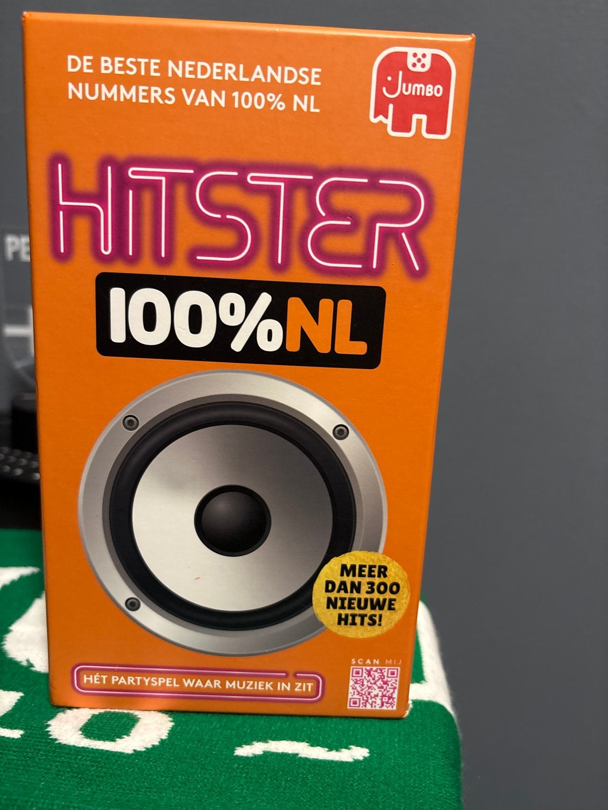 Hitster 100% NL - Het party spel met Nederlandse hits, Een of twee spelers, Verzenden, Zo goed als nieuw