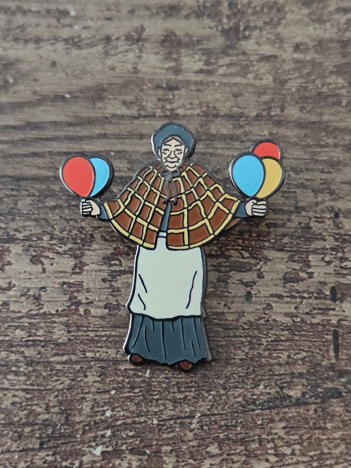 Ballonne vrouwtje, Verzamelen, Efteling, Ophalen of Verzenden, Zo goed als nieuw, Button of Speldje