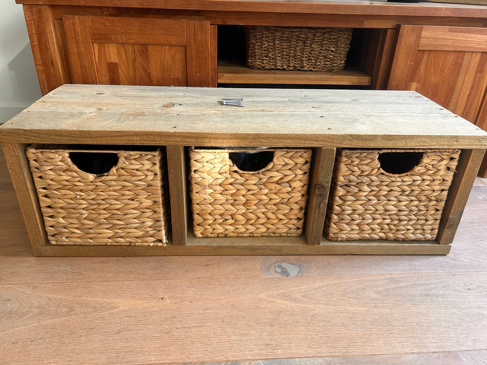 Steigerhouten wandkast met 3 manden - Opbergmeubel, Ophalen, Hout, Gebruikt, Landelijk
