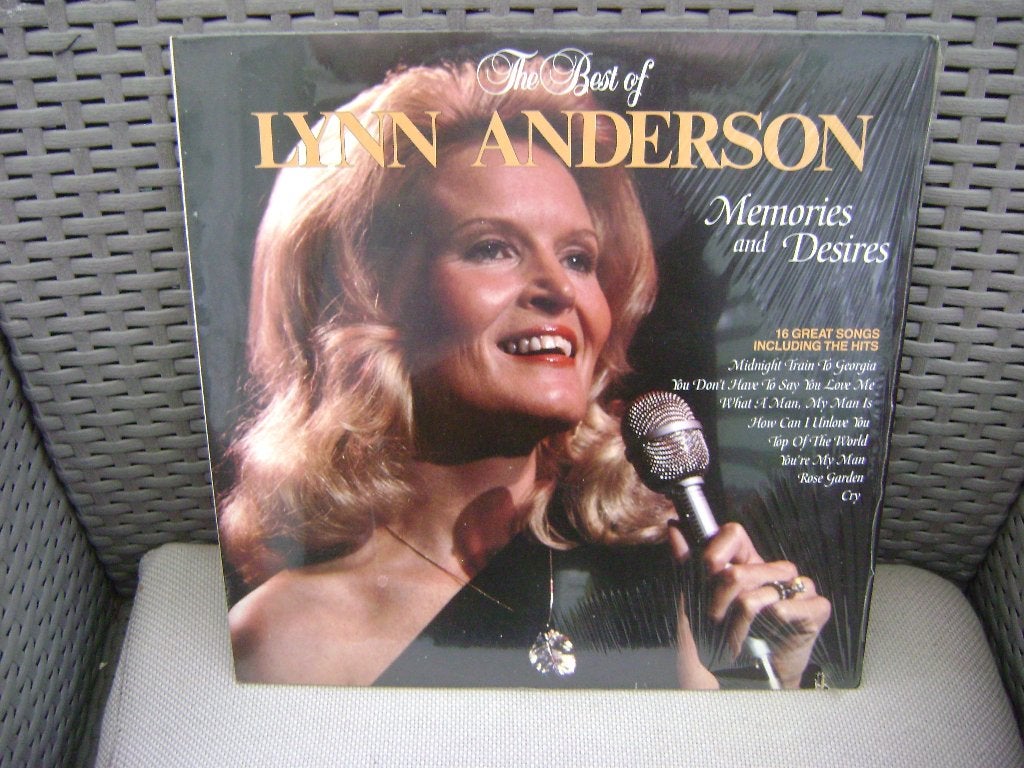 LP (NIEUW) Lynn Anderson - Memories and Desires, Ophalen of Verzenden, Zo goed als nieuw, 12 inch