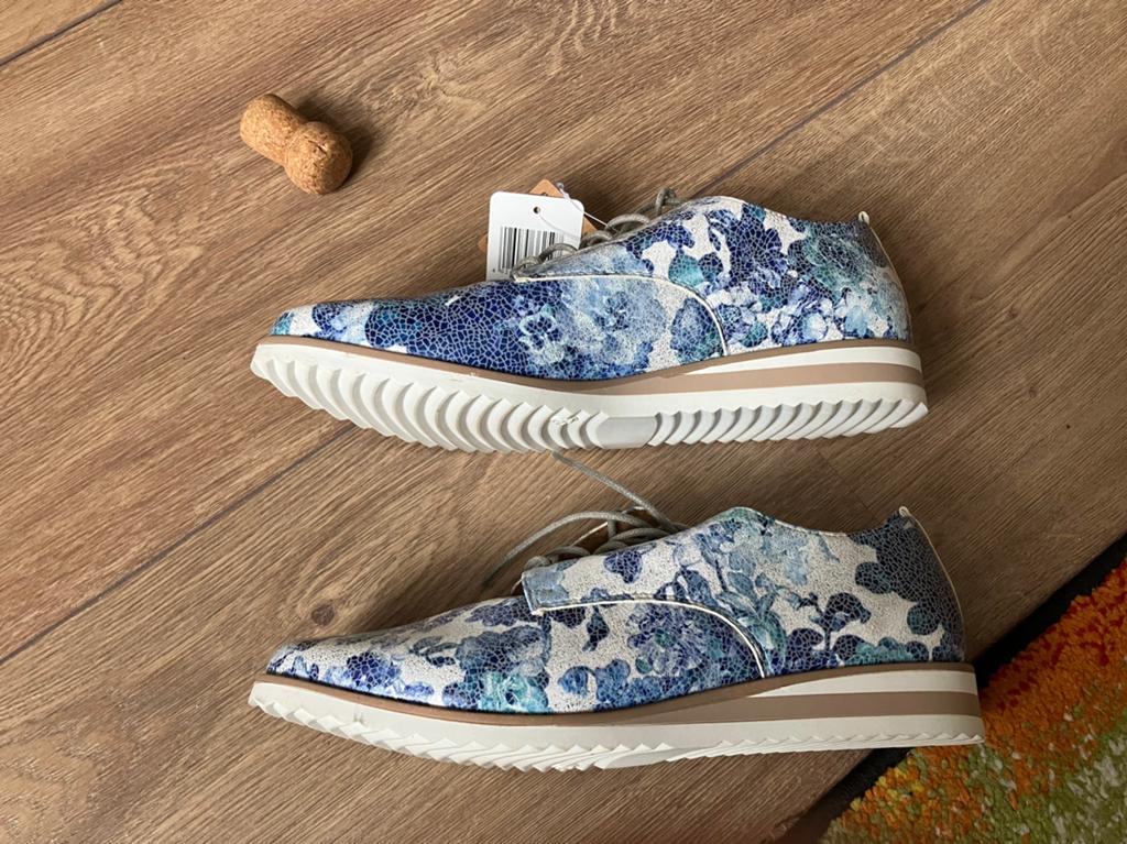 Nieuwe Anthony Dolfi schoenen maat 38’bijna gratis, Kleding | Dames, Schoenen, Ophalen of Verzenden, Zo goed als nieuw, Blauw