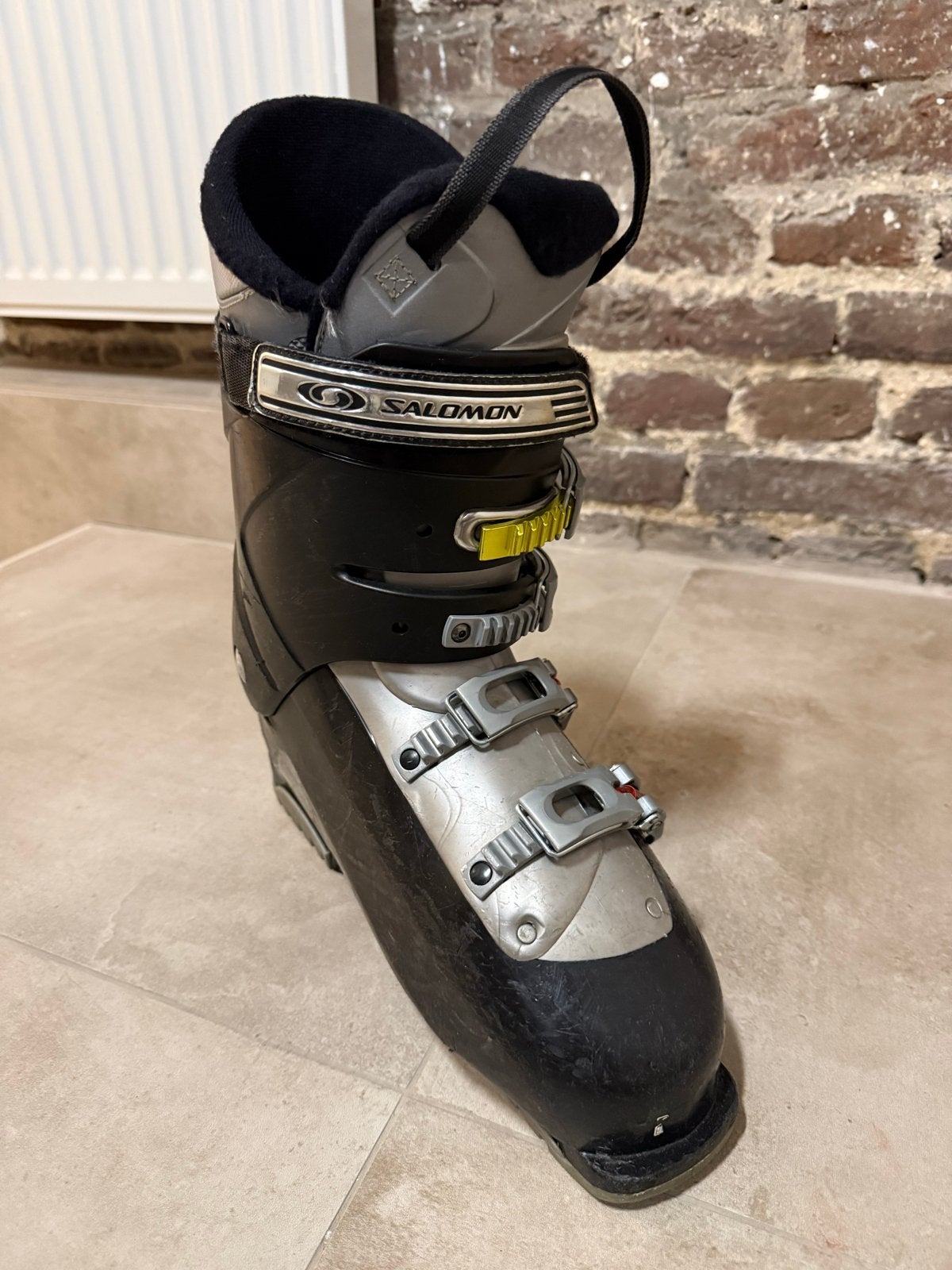 Salomon skischoenen - Maat 29 (ongeveer 43), 160 tot 180 cm, Gebruikt, Schoenen, Skiën