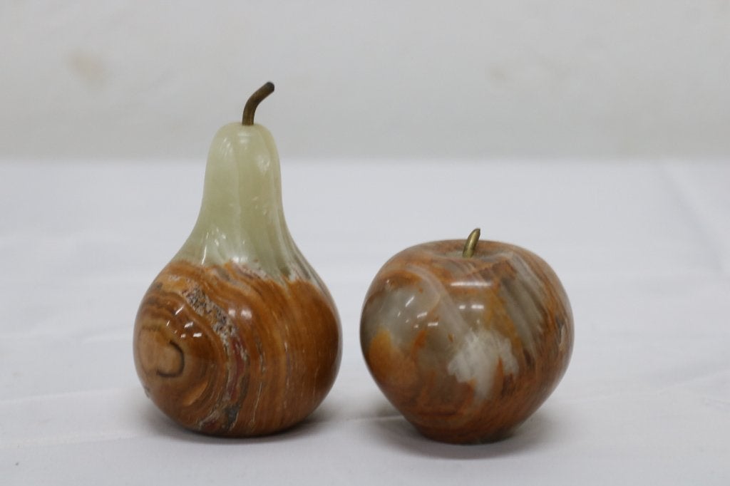Marmeren Appel en Peer, Ophalen