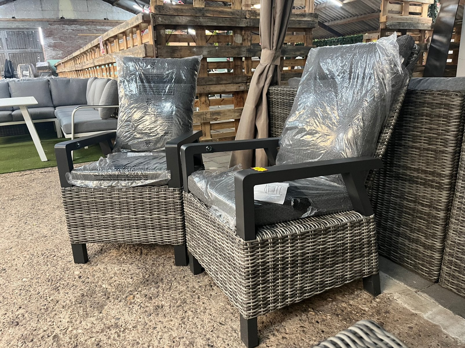 2 verstelbare stoelen €150 per stuk, Ophalen, Nieuw, Aluminium