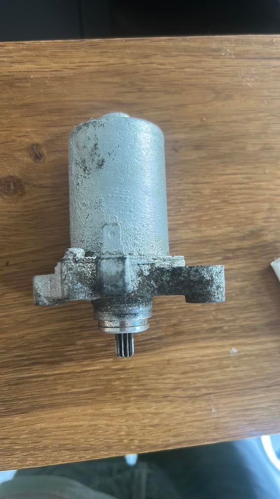 Startmotor peugeot scooter, Fietsen en Brommers, Brommeronderdelen | Scooters, Ophalen of Verzenden, Zo goed als nieuw, Overige typen