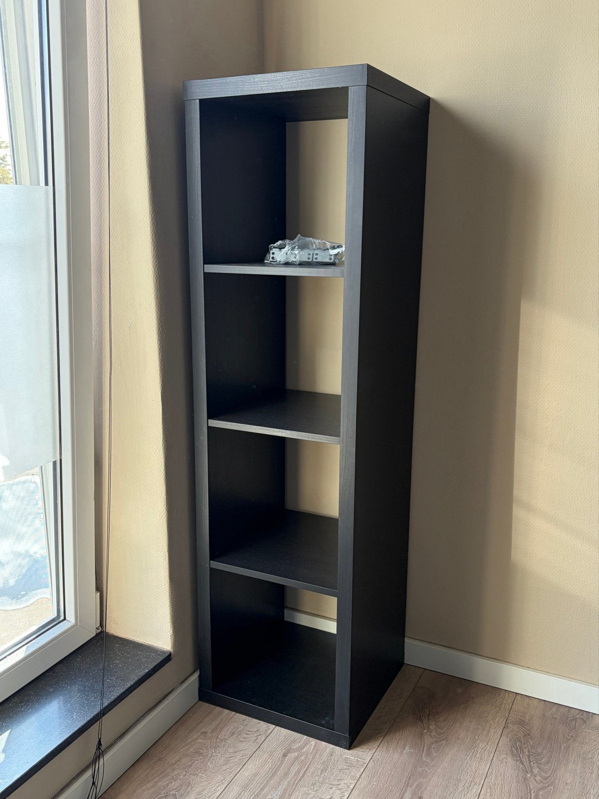 Nieuwe IKEA KALLAX kast (zwartbruin), 146x39x18 cm), 100 tot 150 cm, Ophalen of Verzenden, Zo goed als nieuw, 200 cm of meer