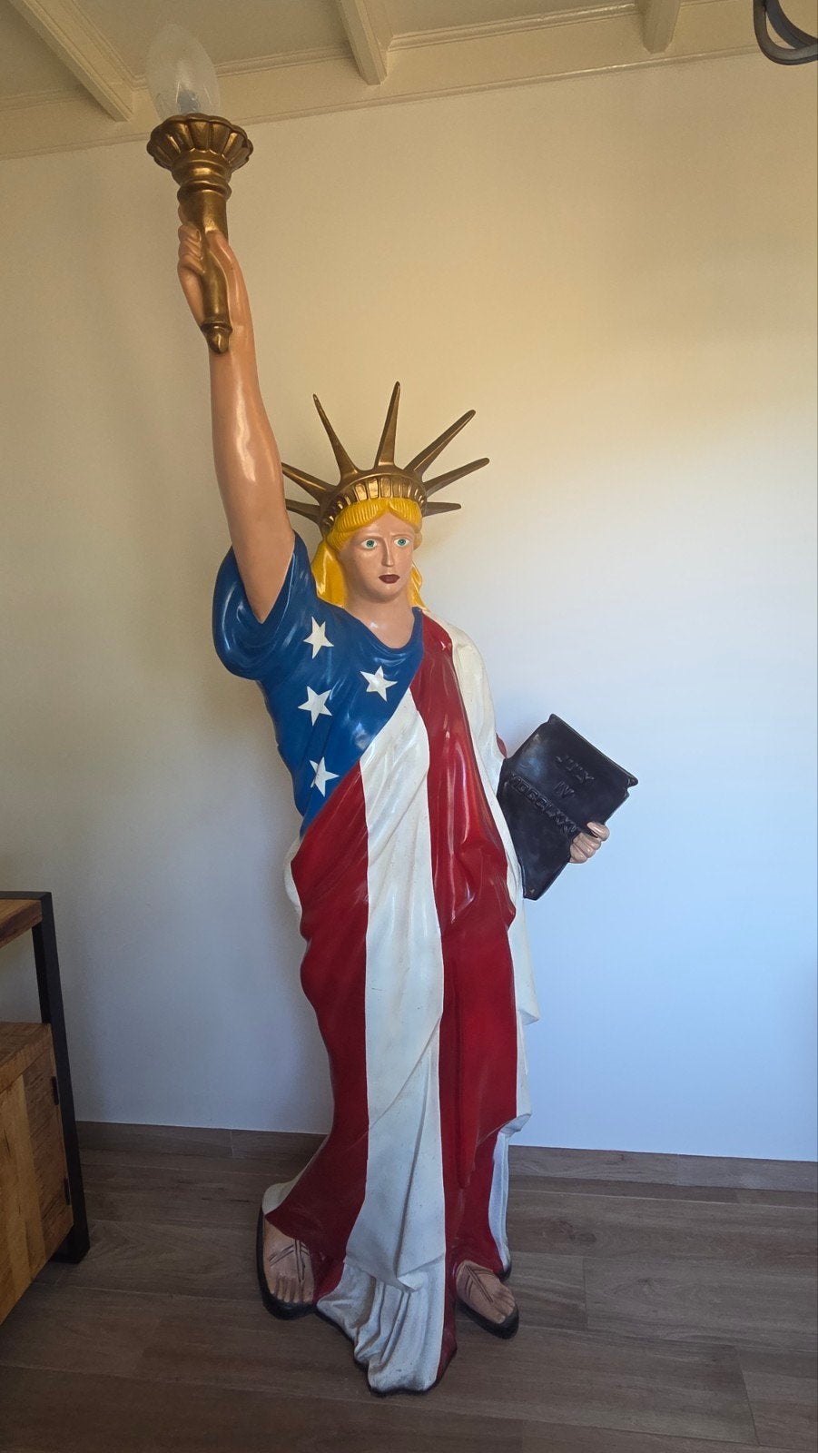 Groot Vrijheidsbeeld met Amerikaanse vlag en lamp - Uniek de, Ophalen, Kunststof, 1 meter - 2 meter, Beeld