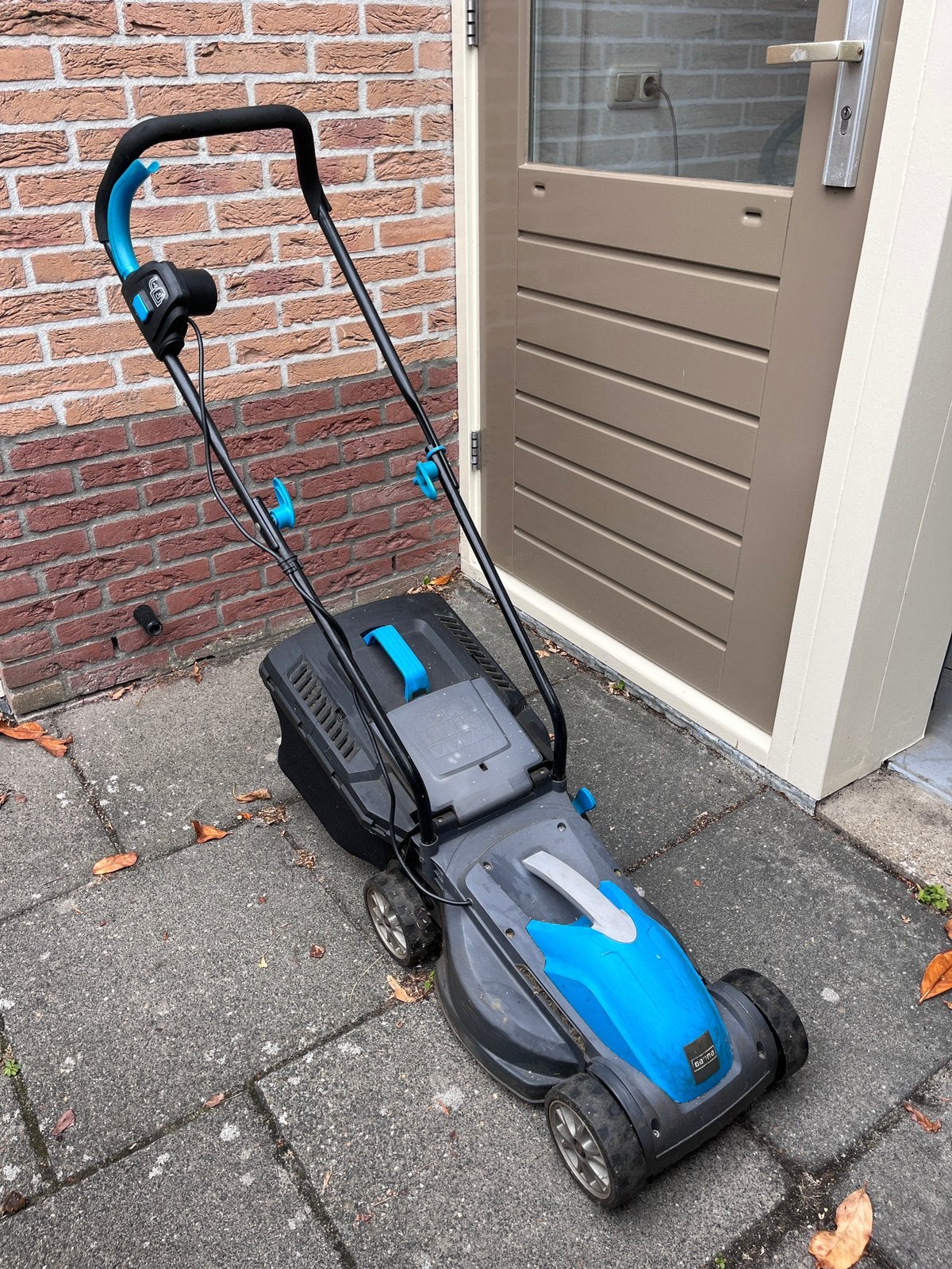 Elektrische grasmaaier met snoer (opknapper), Ophalen, Zo goed als nieuw