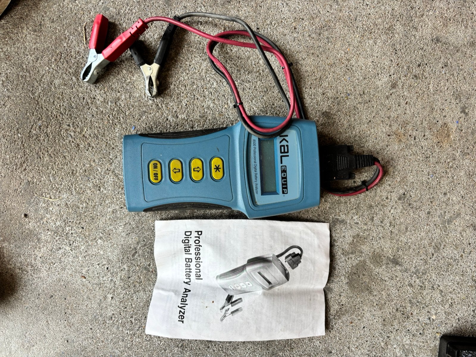 Kak equip 8500 ‘professional digital battery analyzer’., Ophalen, Gebruikt